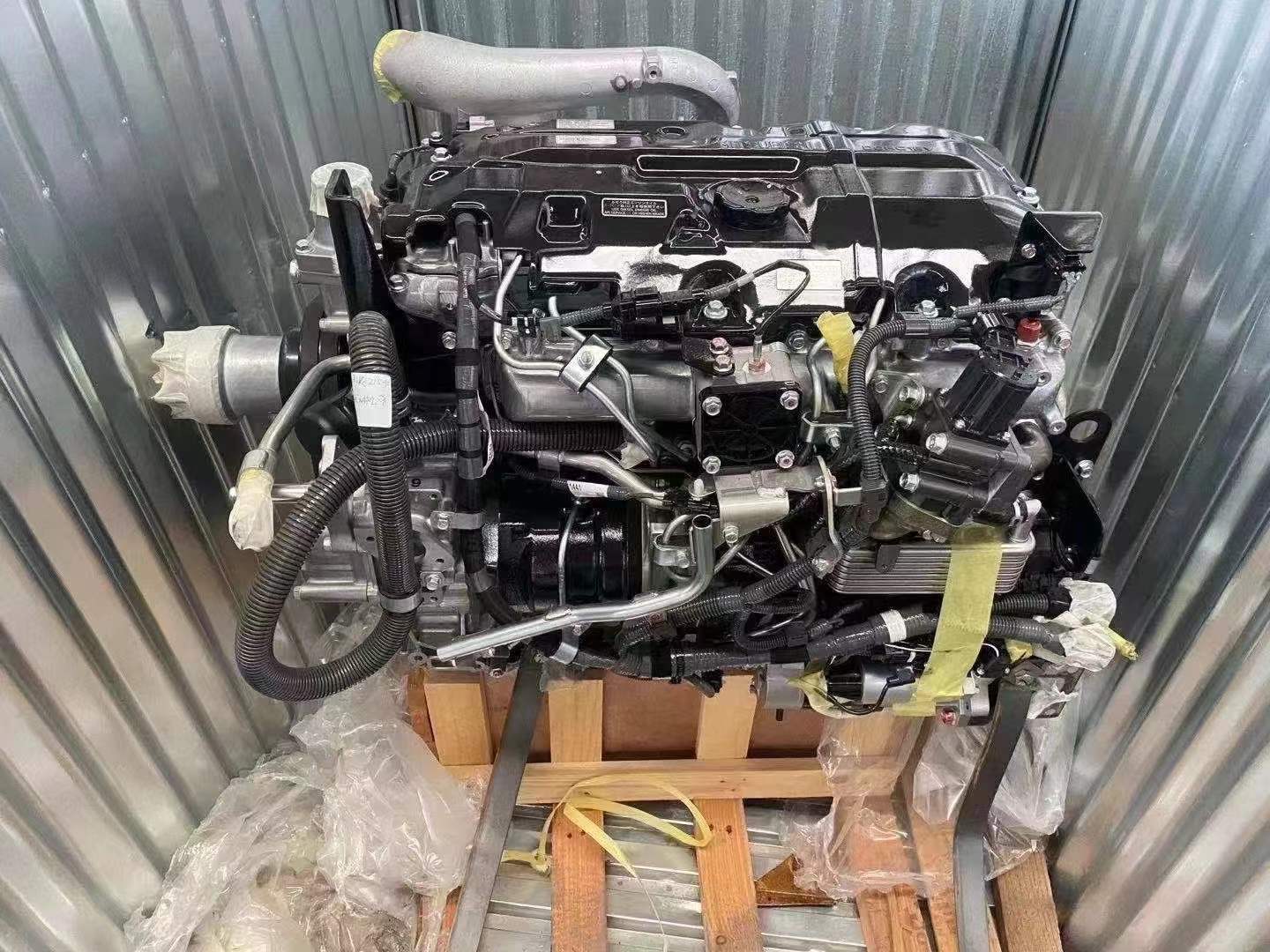 Genuine Mitsubishi FUSO 4M50 Engine Replacement
